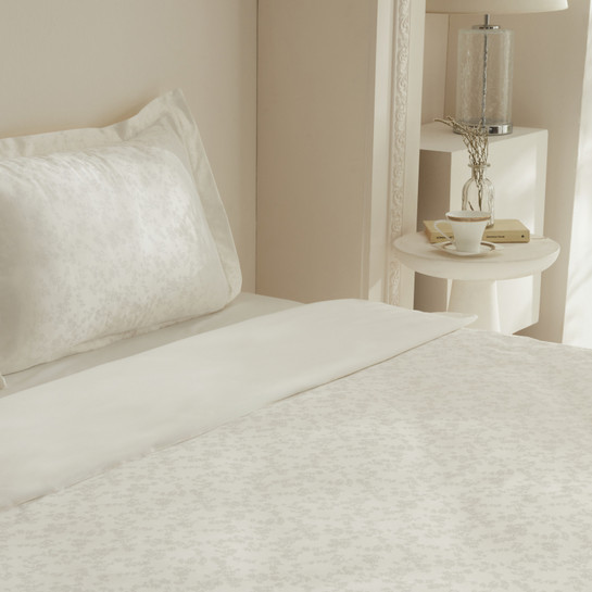 Karaca Home White Collection Venessa Çift Kişilik Nevresim Takımı Beyaz