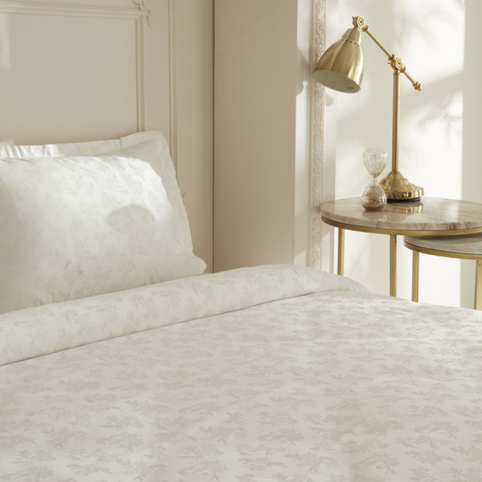 Karaca Home White Collection Viole Çift Kişilik Nevresim Takımı Beyaz