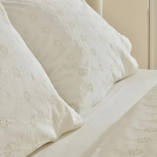 Karaca Home Vivien Brodeli %100 Pamuk Çift Kişilik Nevresim Takımı Ekru
