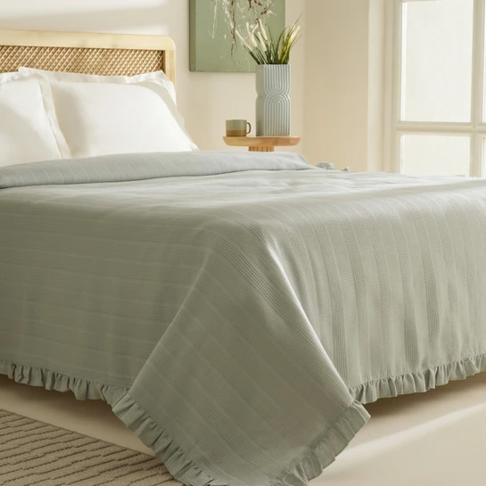 Karaca Home Maye %100 Pamuk Fırfırlı Çift kişilik Tek Pike Mint