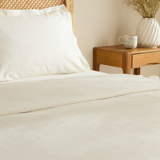 Karaca Home Maye %100 Pamuk Fırfırlı Tek Kişilik Tek Pike Beyaz