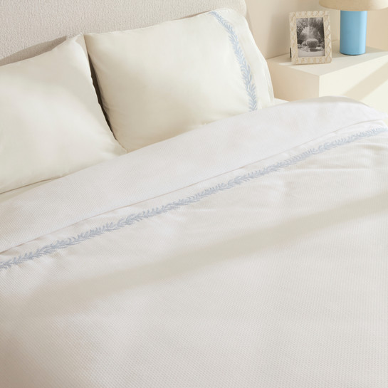 Karaca Home Sparky %100 Pamuk Yaprak Nakışlı Çift Kişilik Pike Takımı 