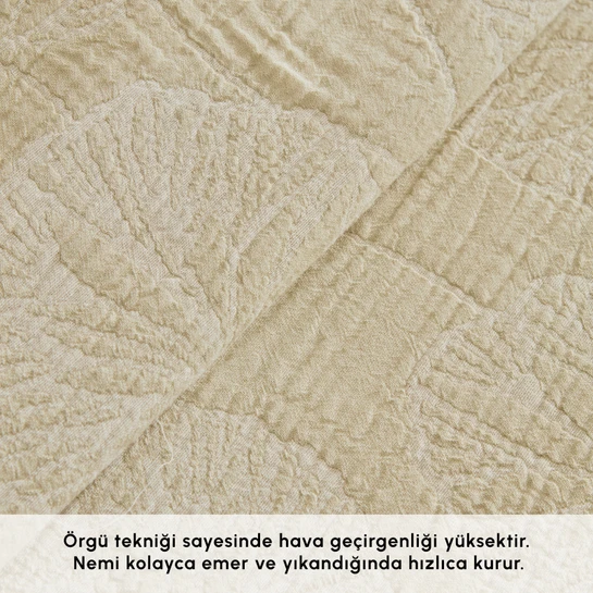 Karaca Home Ginkgo Leaf Müslin Nakışlı Çift Kişilik Pike Takımı Adaçayı
