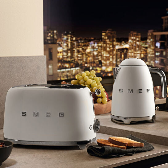 Smeg Kettle Mat Beyaz KLF03WHMEU