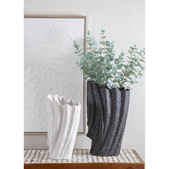 The Mia Licia Seramik Vazo Beyaz 24x15x38 Cm