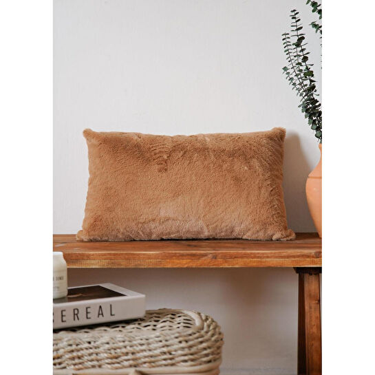 The Mia Peluş Kırlent Kahve 37x55 Cm