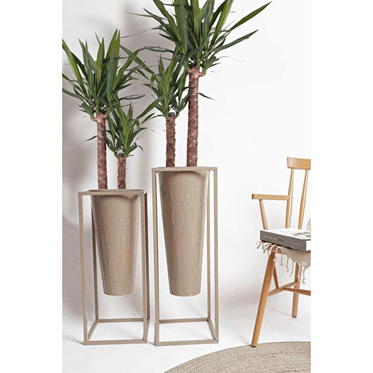 The Mia Prizma Vazo Saksı Karamel 70x30x30 Cm