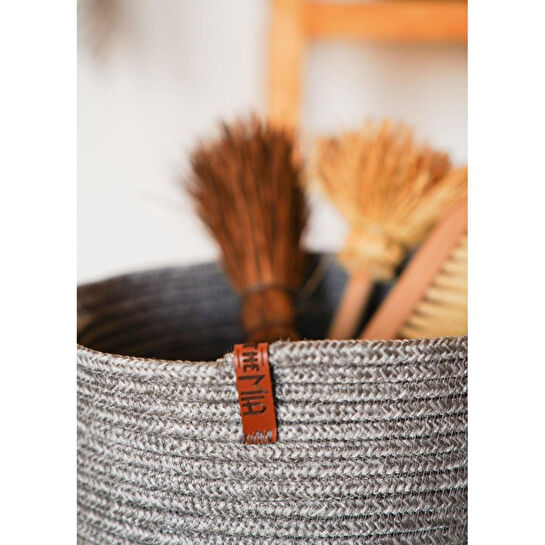 The Mia Jutte Kulplu Yuvarlak Sepet Bambu Gri 25x20 Cm