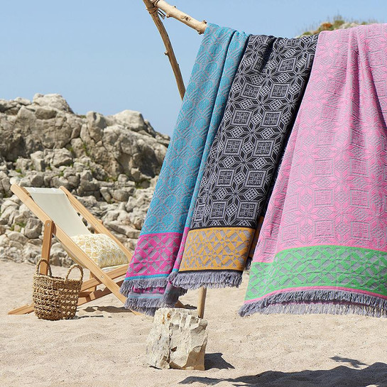 3rd Culture Pembe Antioch Örtü, Koltuk Şalı