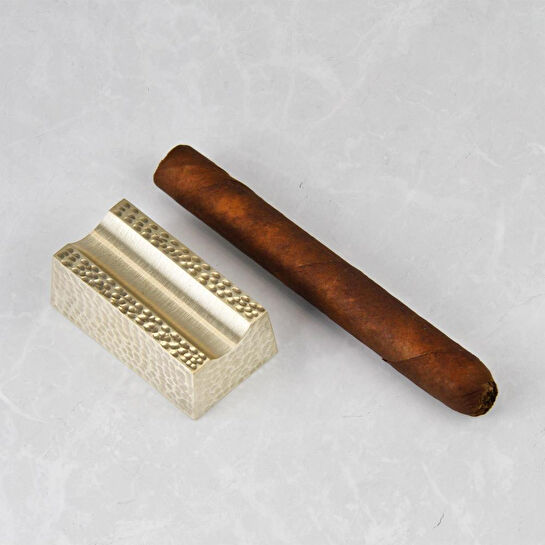 Coho Objet Coho Patron Limited Edition Dövme Pirinç Puro Standı