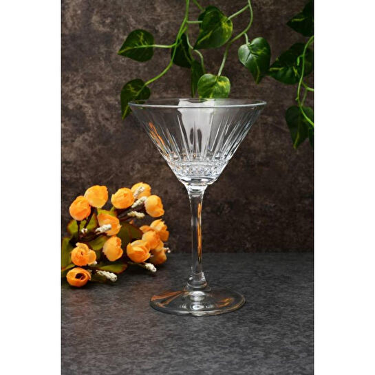 Paşabahçe 440328 Elysia 4lü Ayaklı Martini Sunum Kadehi 220 Cc