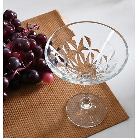 Paşabahçe 440453 Estrella 210cc Martini Kadehi 4 Adet