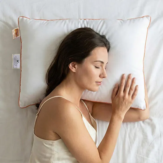 Penelope %100 Mikrofiber Kumaş Elyaf Dolgulu Yastık - Thermolite Easy Care Serisi