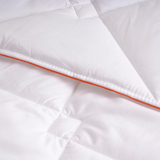 Penelope 8,5 Tog %100 Mikrofiber Kumaş Elyaf Dolgulu Çift Kişilik Yorgan - Thermolite Easy Care Serisi