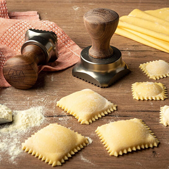 Marcato Heritage Ravioli Kalıbı (şampanya Rengi Kare 45mm Zikzaklı Kenar)