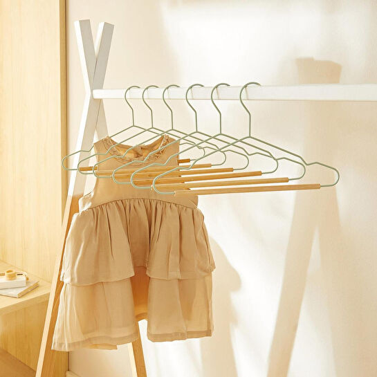 Ocean Home Textile 6'lı Ahşap Destekli Mat Mint Renk Kauçuk Kaplamalı Metal Çocuk Giysi Askısı 18 X 32 X 0.3 Cm