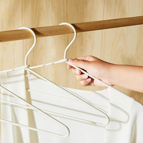 Ocean Home Textile 3'lü Ekru Renk Kumaş Kaplı Metal Giysi Askısı 21.5 X 42 X 0.5 Cm