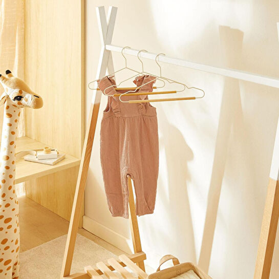 Ocean Home Textile 3'lü Ahşap Destekli Mat Beyaz Renk Kauçuk Kaplamalı Metal Çocuk Giysi Askısı 18 X 32 X 0.3 Cm