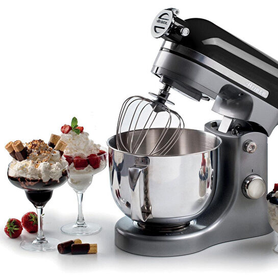 Ariete Moderna Mutfak Şefi Siyah 1589/02 + Ariete kıyma Ve Makarna Aparat Seti 4079/00 Hediye