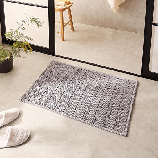 Ocean Home Textile Yıkanabilir Pamuklu Gri Renk Çizgi Desen Banyo Paspası 60 X 90 Cm
