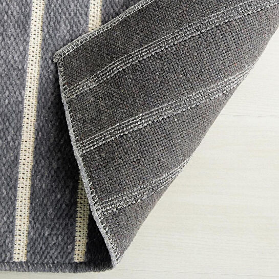 Ocean Home Textile Gri Renk Çizgi Desenli Şönil Halı Kilim 80 X 150 Cm