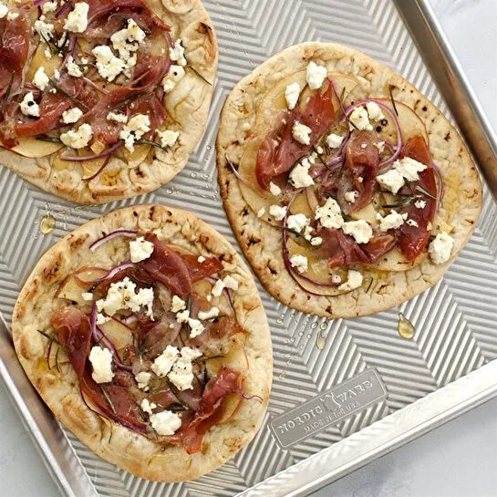 Nordicware Prism Büyük Fırın Tepsisi 53 X 38 Cm Paslanmaz Çelik