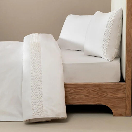 Penelope %100 Pamuk Saten Kumaş Nevresim Seti 240x220 Cm Beyaz - Manuela Serisi