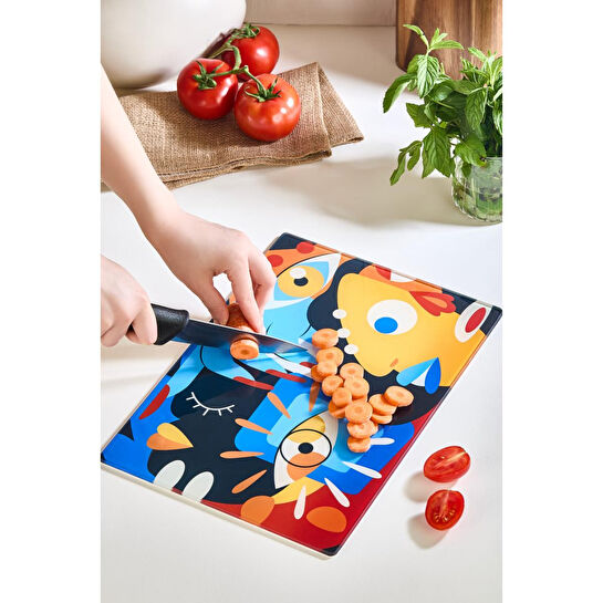 Lora Bianca Mind Cam Kesme Tahtası - 25x35 - Isıya Dayanıklı Kırılmaz Kesme Tahtası Beyaz