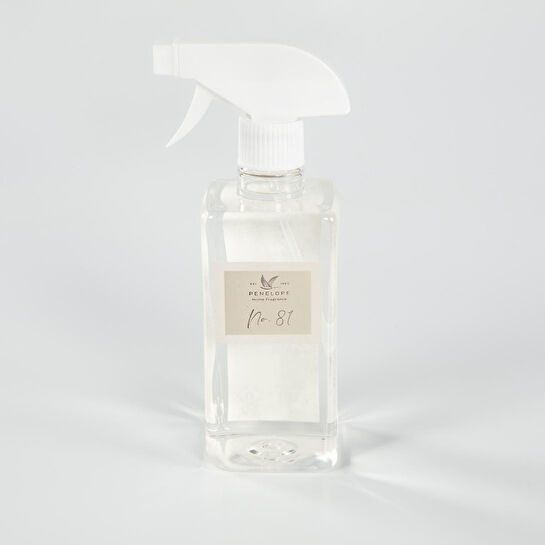 Penelope No.81 Oda Spreyi