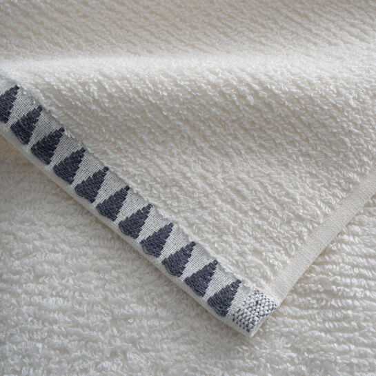 Green Black Tria Banyo Havlusu %100 Pamuk Jakarlı Krem-lacivert 80x150 Cm