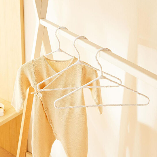 Ocean Home Textile 3'lü Beyaz Renk Kumaş Kaplı Metal Bebek Giysi Askısı 19.5 X 30 X 0.3 Cm
