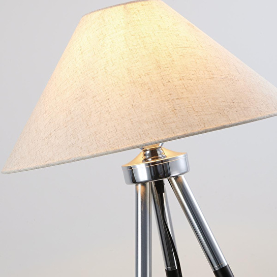 Apliqa Cosby Siyah-krom Kaplamalı Tripod Metal 3 Ayaklı Lambader