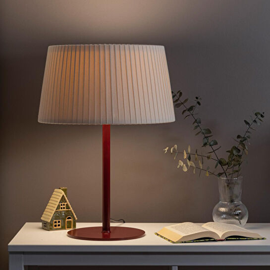 Soli Workshop Esenta Medium Metal Masa Lambası - Bordo