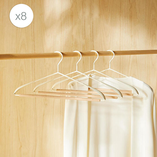 Ocean Home Textile 8'li Ahşap Destekli Omuz Formlu Beyaz Renk Kauçuk Kaplamalı Metal Giysi Askısı 21.5 X 42 X 0.5 Cm