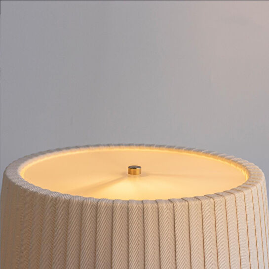 Soli Workshop Esenta Medium Ahşap Masa Lambası - Meşe