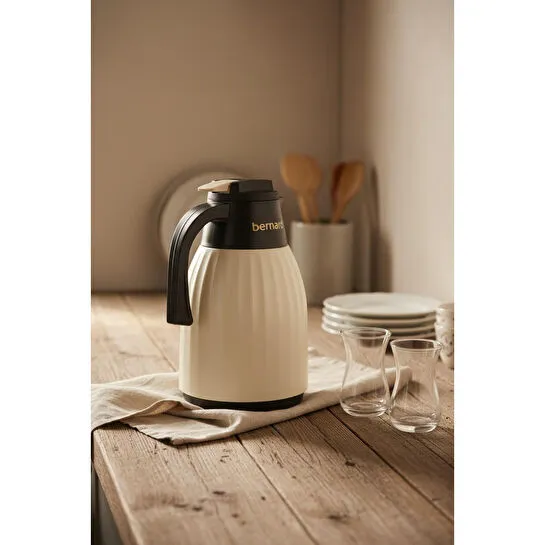 Bernardo Elantra Cam Termos Krem 1 Litre