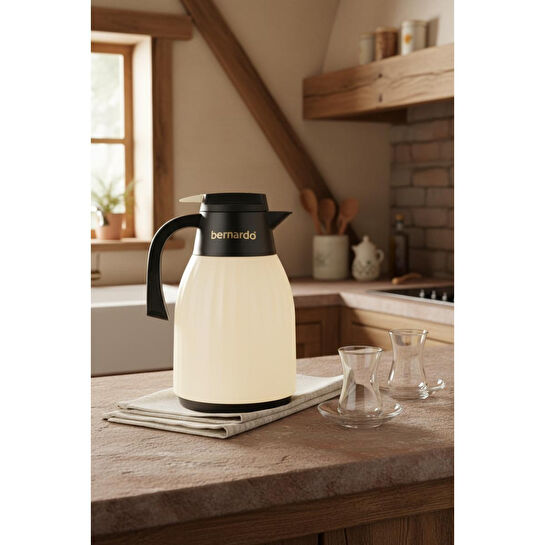 Bernardo Elantra Cam Termos Krem 1 Litre
