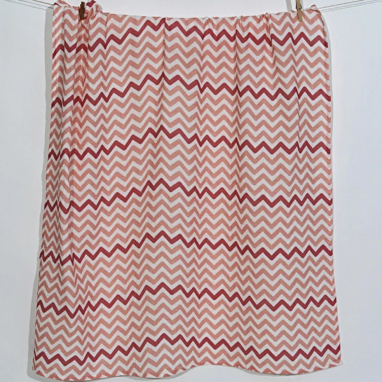 Itsy Bitsy Kids Big Flower Pink Zigzag , Müslin Bebek Örtüsü , 100x100 Cm