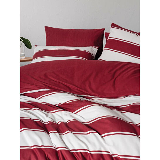 Cozy Home Festive Çift Kişilik Lastikli Çarşaflı Nevresim Takımı Jolly Kırmızı