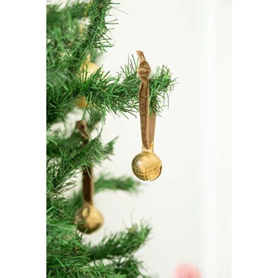 Beige & Stone X Den.interiors Yılbaşı Ağaç Süsü Boz Yeşil Küçük Gold Top Çan