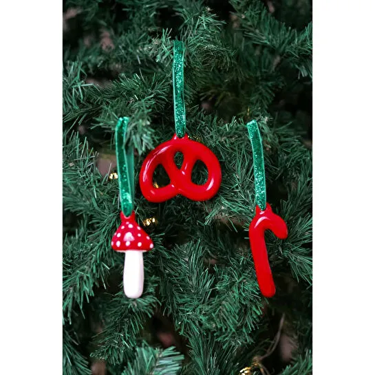 Beige & Stone Yılbaşı Ağaç Süsü Seramik Pretzel Kırmızı Simit,kırmızı Baston Ve Mantar 3'lü Set Çam Ağacı Süsü