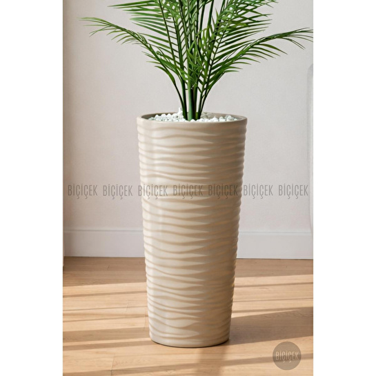 Biçiçek 180 Cm Areka Ağaci 24 Yaprakli Li̇lyum Saksida Kahverengi