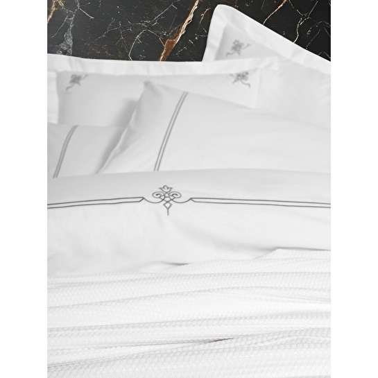 Cotton Box Classic Çeyizlik Çift Kişilik Pikeli Nevresim Takımı Güher Beyaz