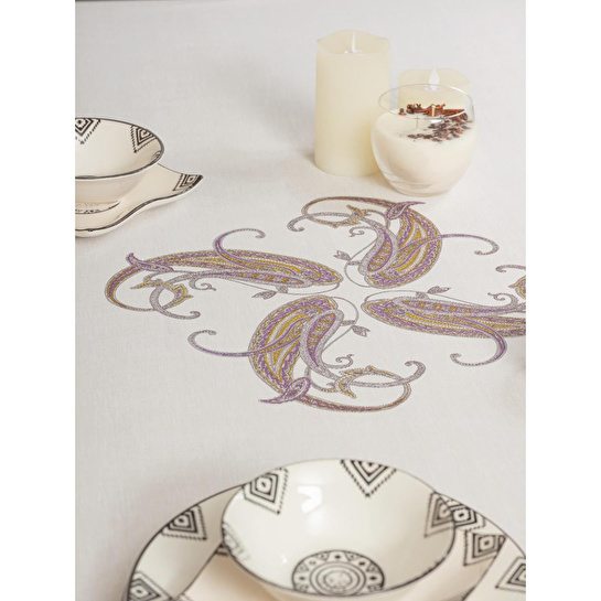 Cotton Box Pano Baskılı Masa Örtüsü Nels Bej 170x170