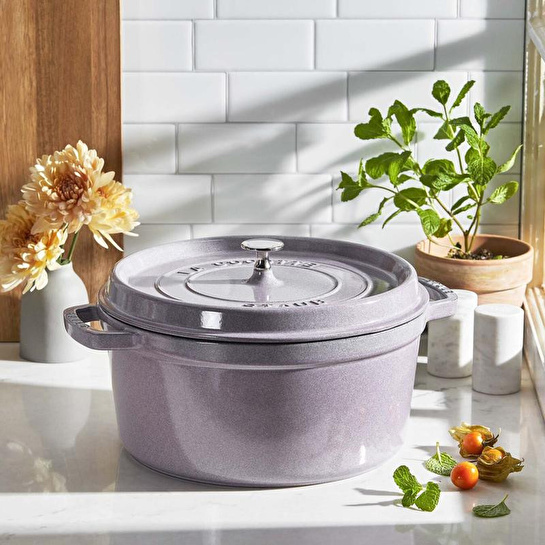 Staub Döküm Tencere, 24 Cm | Kiraz Çiçeği