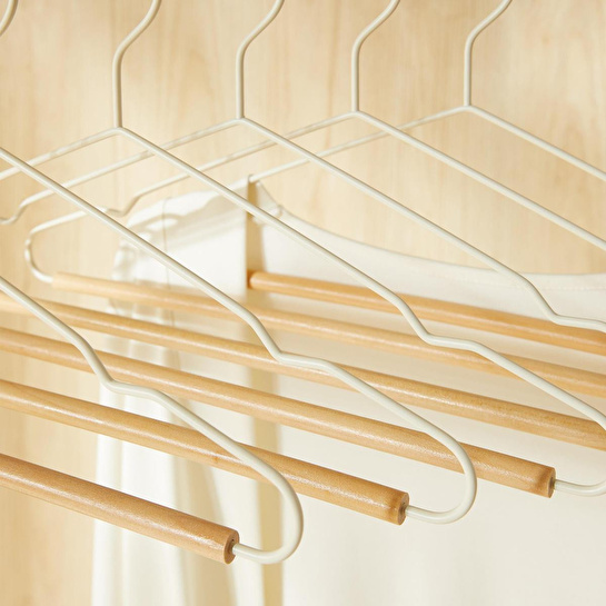Ocean Home Textile 6'lı Ahşap Destekli Ekru Renk Metal Giysi Askısı 19.5 X 42 X 0.34 Cm