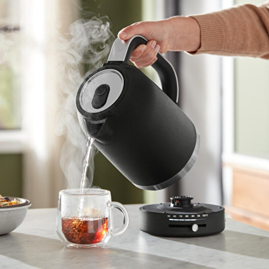 Kitchenaid 1,7 L Ayarlanabilir Sıcaklıklı Su Isıtıcısı - Cast Iron Black