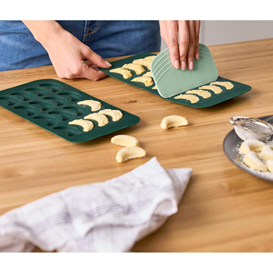 Tchibo Vanilyalı Kurabiye Pişirme Altlığı, 2li