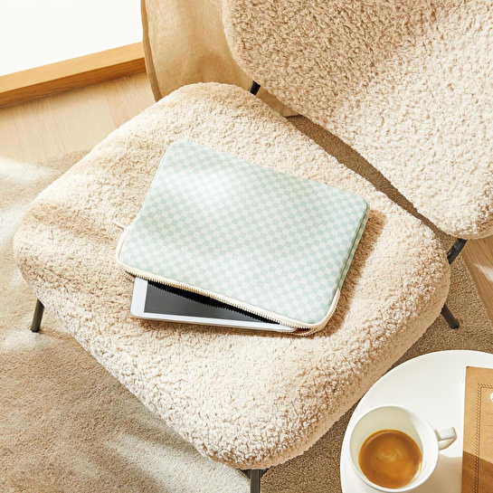 Ocean Home Textile Su İtici Leke Tutmaz Mint Dama Desen Tablet Taşıma Çantası / Kılıfı 32.5 X 24 X 2 Cm