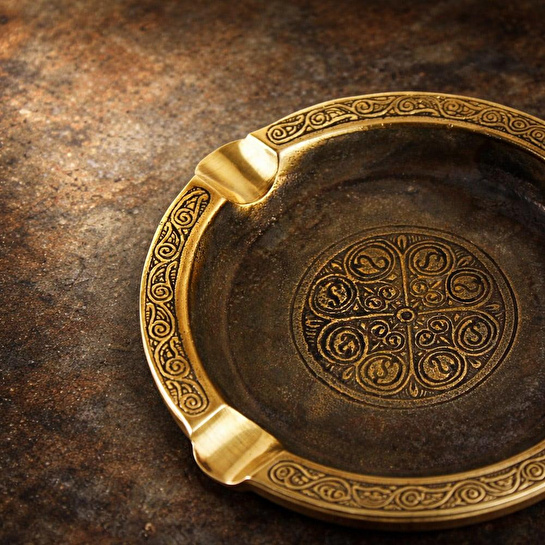 Coho Objet Coho Brazen Antique İşlemeli Döküm Puro Küllüğü